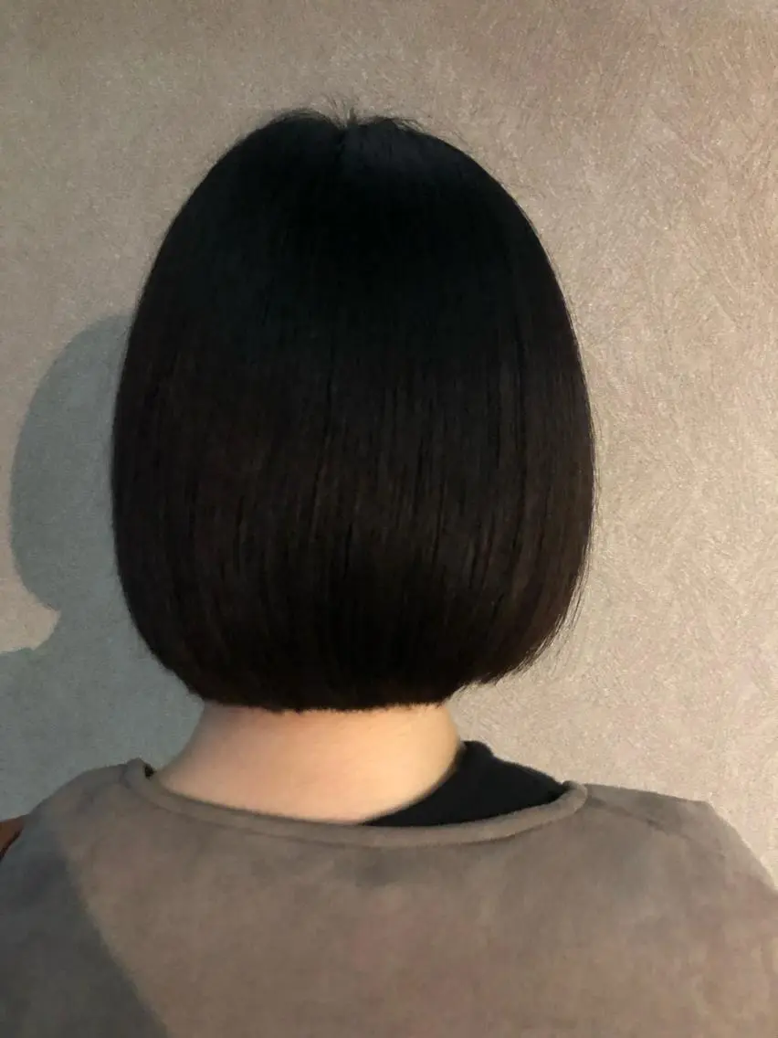 ミディアム LOOP REMIのヘアスタイル
