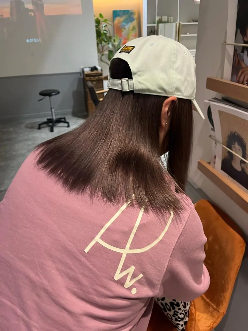 セミロング カラー SIKI yuuna レイヤーカット🪽のヘアスタイル