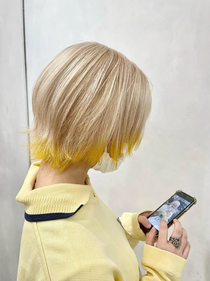 ショート カラー ベージュカラー ホワイトベージュ ウルフカット ヘアカラー トリートメント 🔷ダブルカラーハイ トーン🔷櫻井走のヘアスタイル