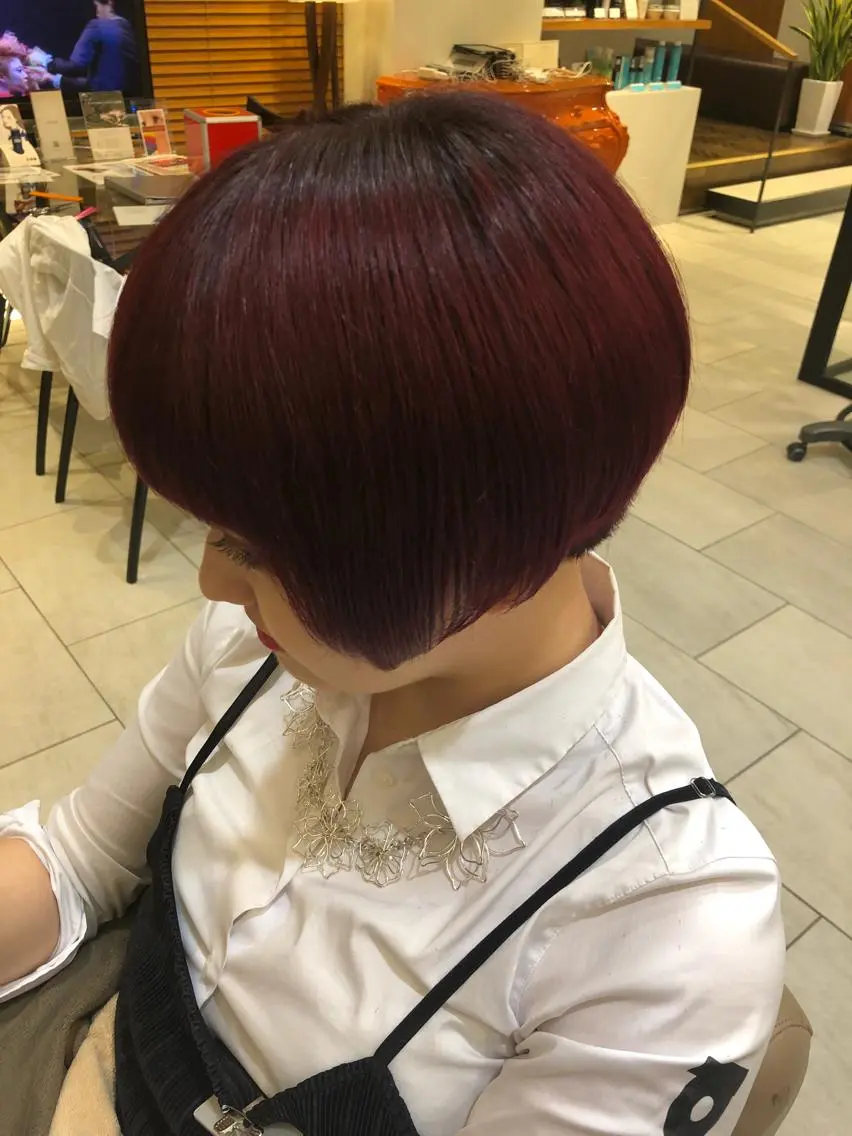 ショート カラー レッドカラー ✨髪質改善ストレート ×ミニボブ✨萩原 翼のヘアスタイル