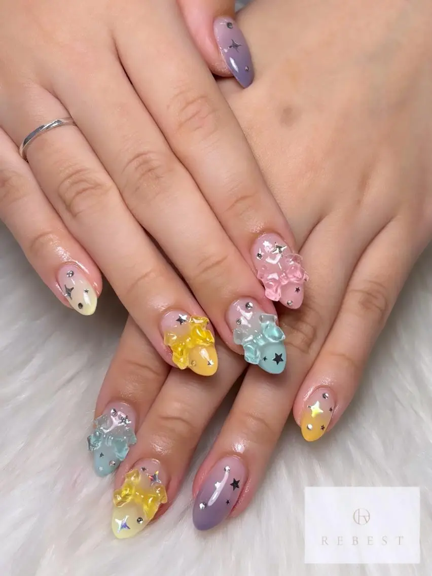 ネイル nailist SENAのネイルデザイン