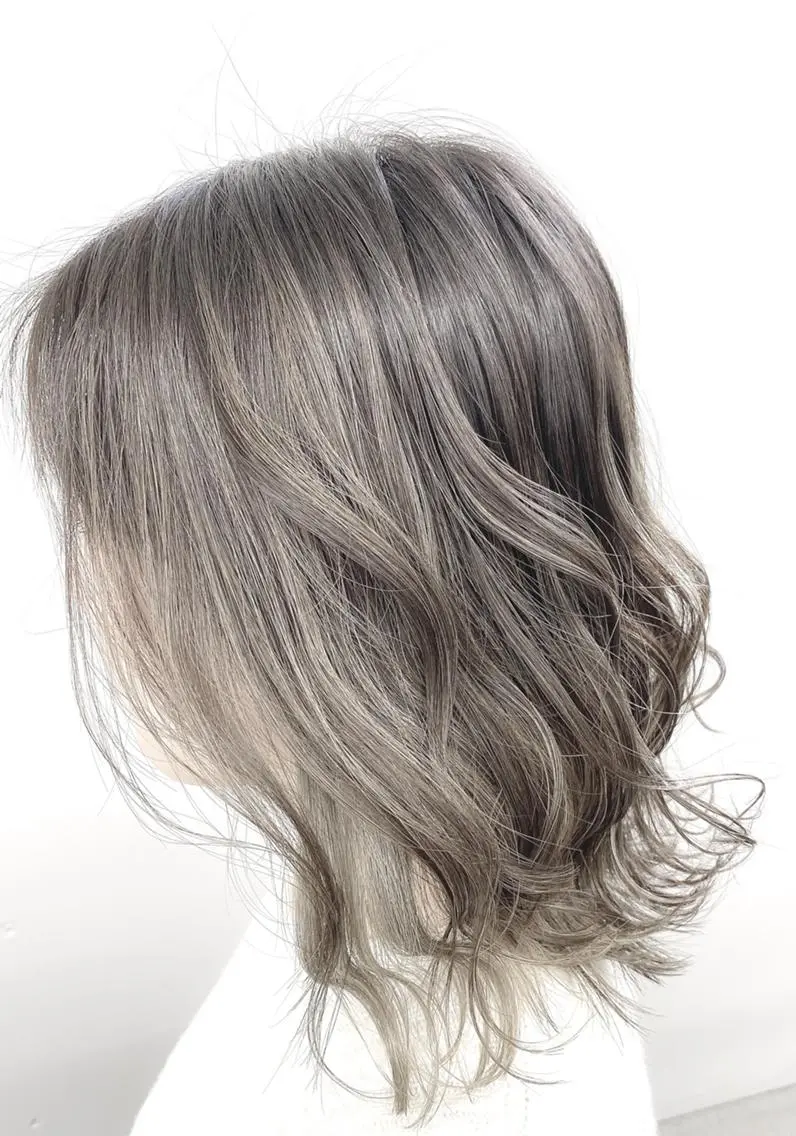 ミディアム 豊中駅3分eha レッスンモデルのヘアスタイル