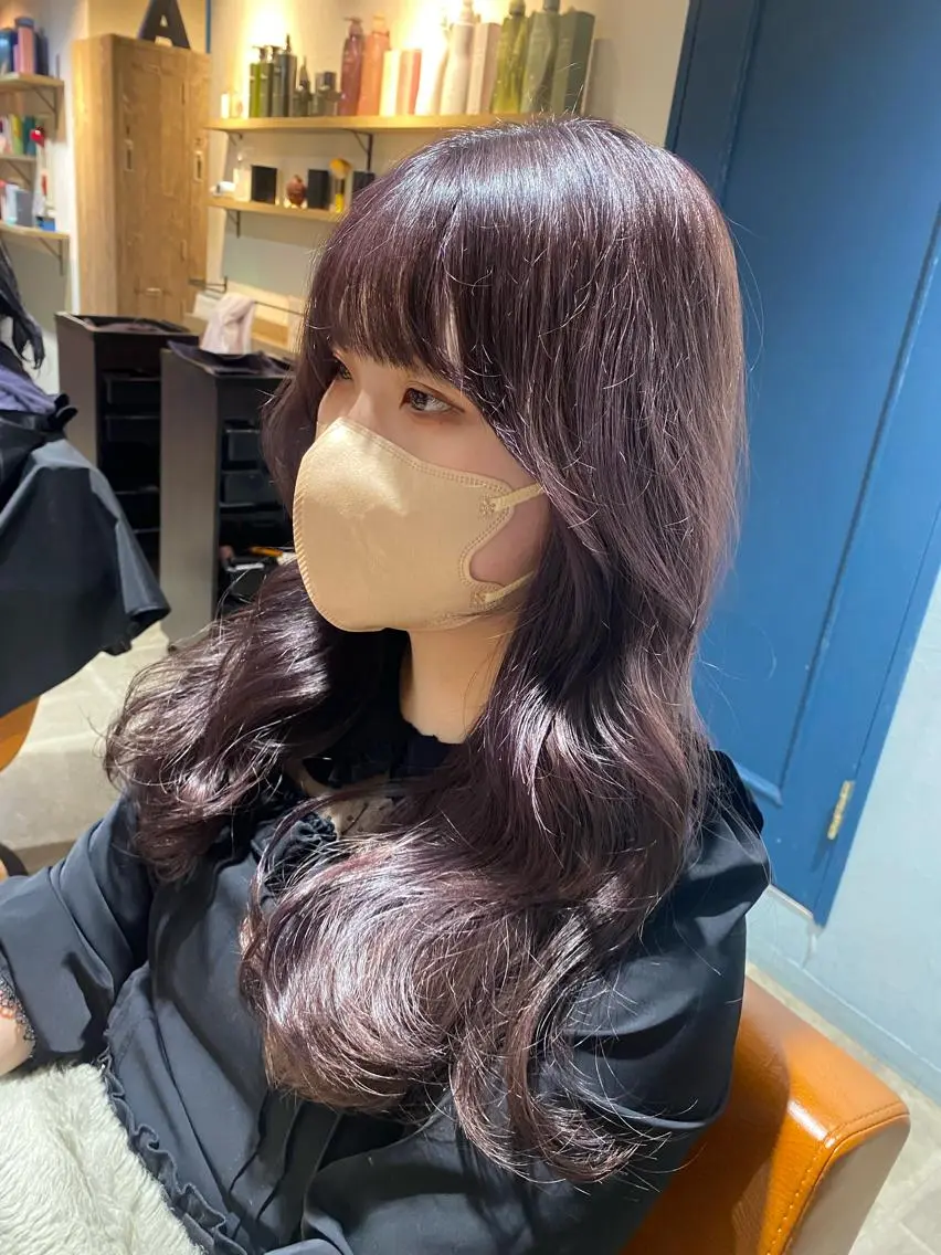 カラー 🩵盛れる顔周りヘア EMI🩵のヘアスタイル