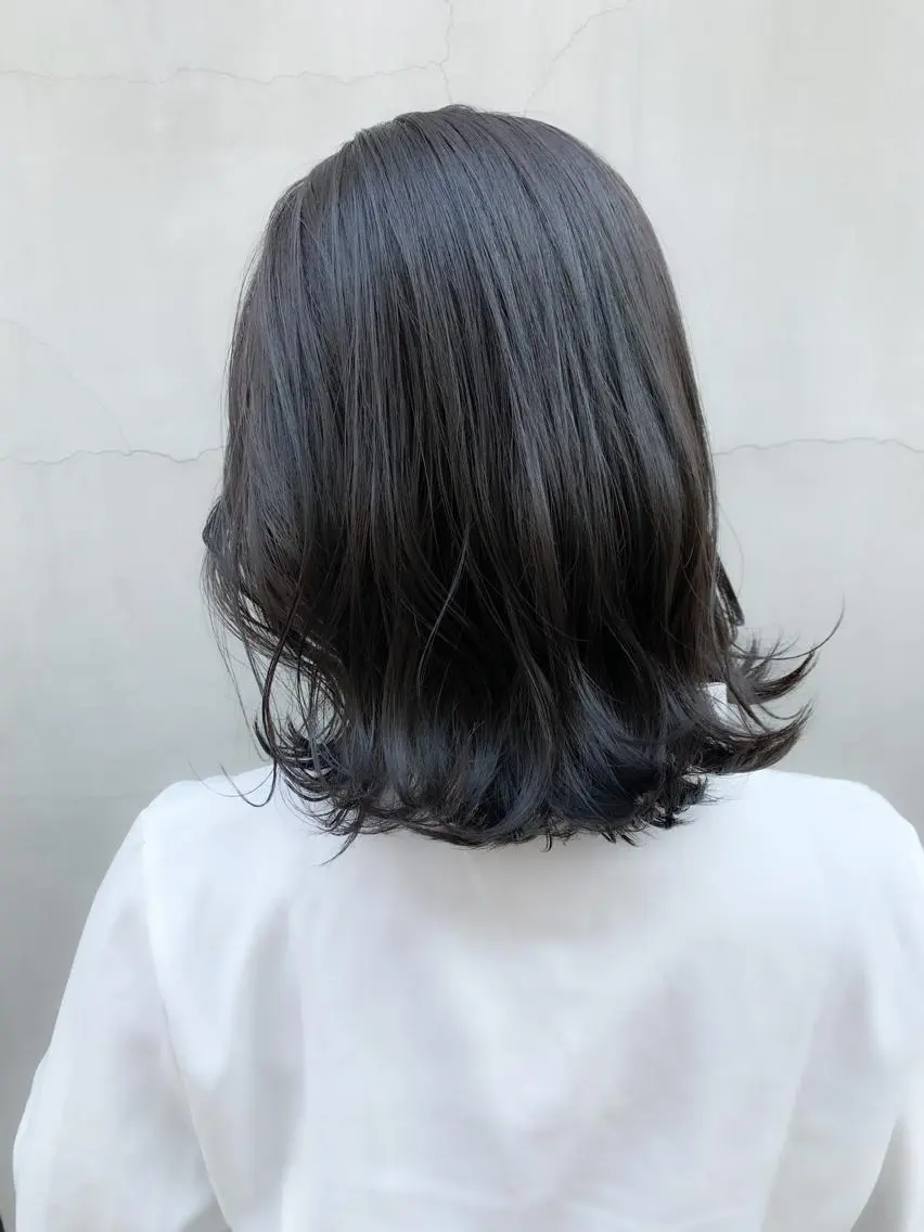 ショート カラー ヘアアレンジ アイブロウ ミニボブ/ブリーチ 🌈MISATOのヘアスタイル