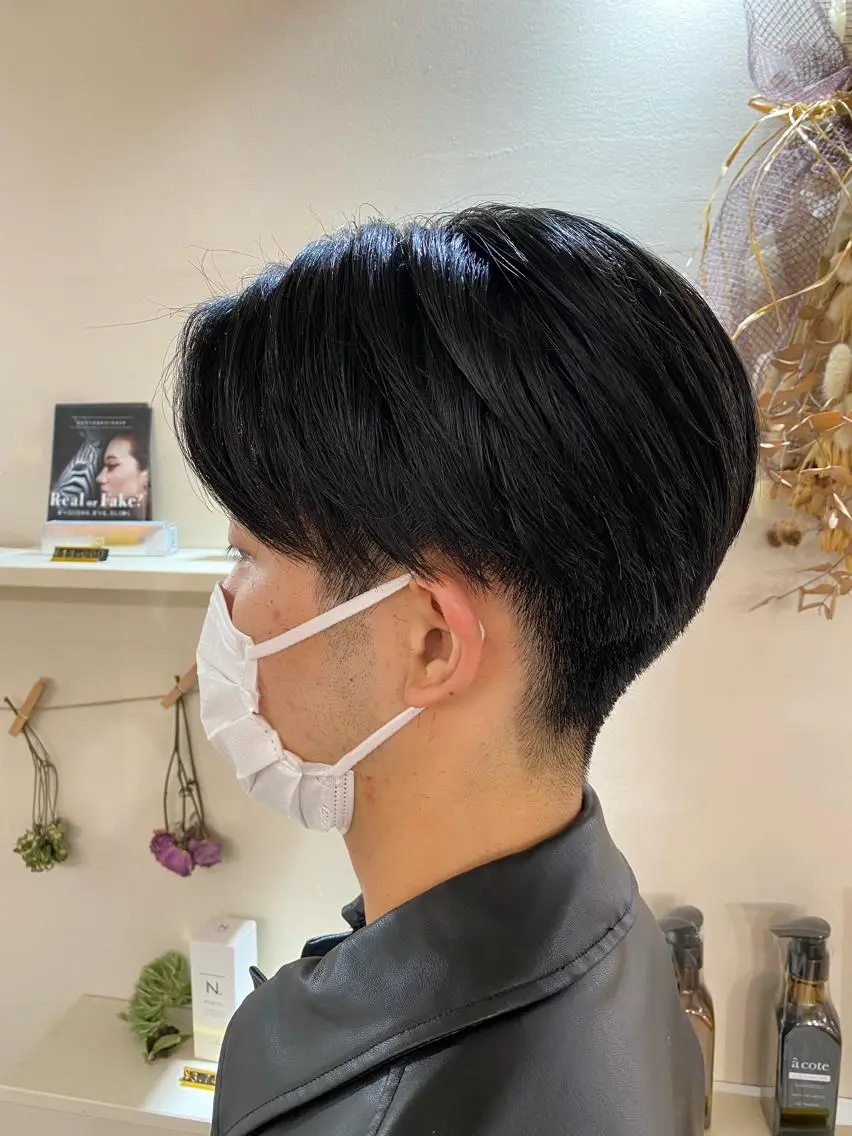 ショート パーマ メンズ センターパート メンズカットパーマ ✂️ JOYAのヘアスタイル