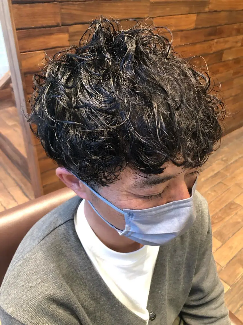パーマ メンズ メンズパーマ 佐伯 凌太郎のヘアスタイル