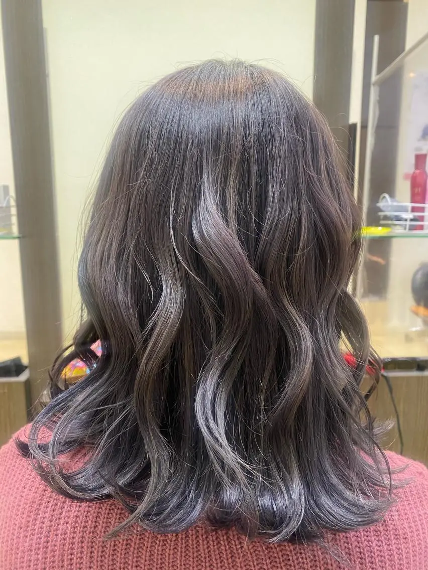 ミディアム カラー ヘアアレンジ パープルカラー MᗩïＫᗩ 郡山駅ua/マツパのマツエク・マツパデザイン