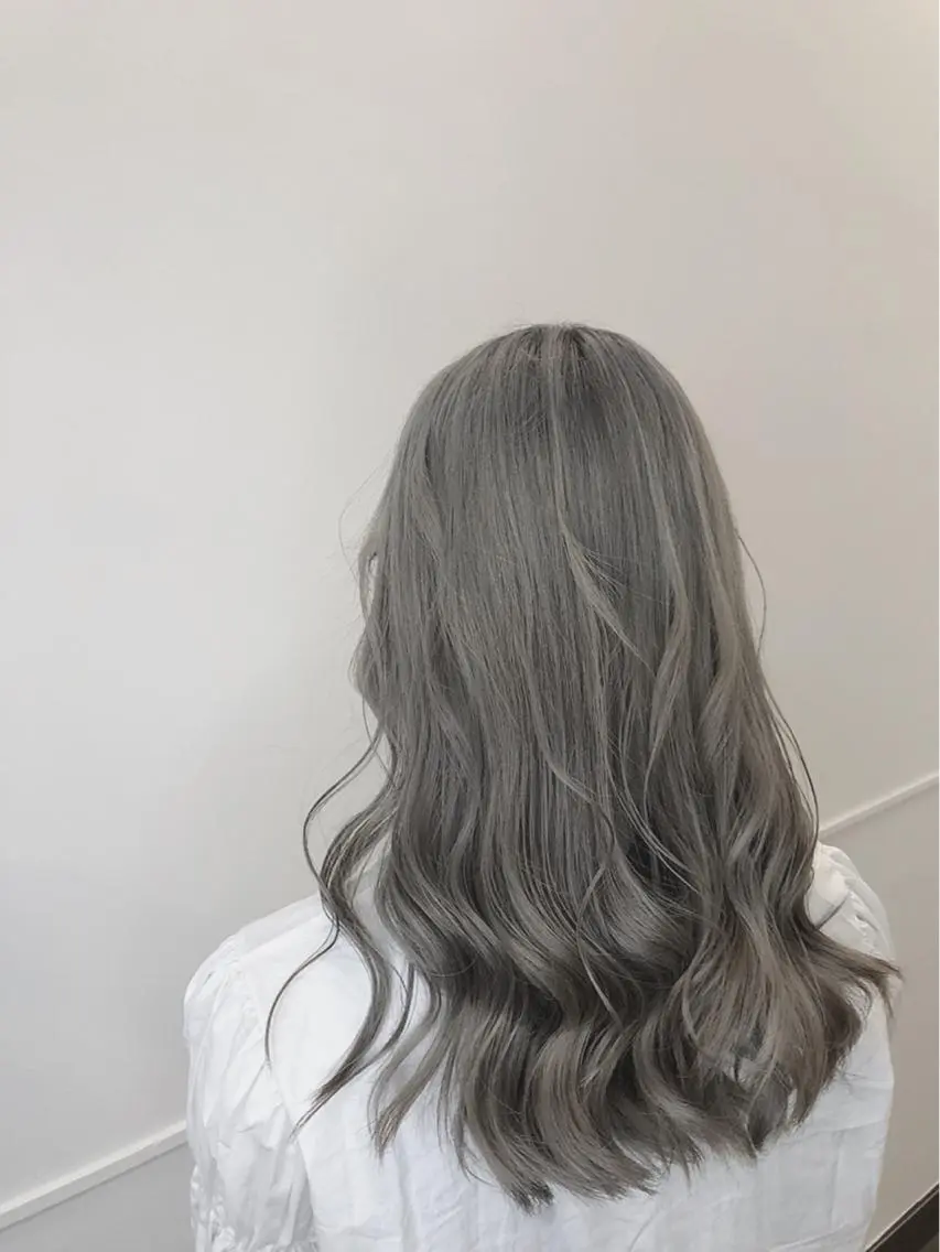 ロング カラー ヘアカラー トリートメント MATSURI BASE.AWAJIのヘアスタイル