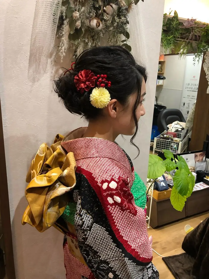 セミロング ヘアアレンジ 成人式 田中 佐枝子のヘアスタイル