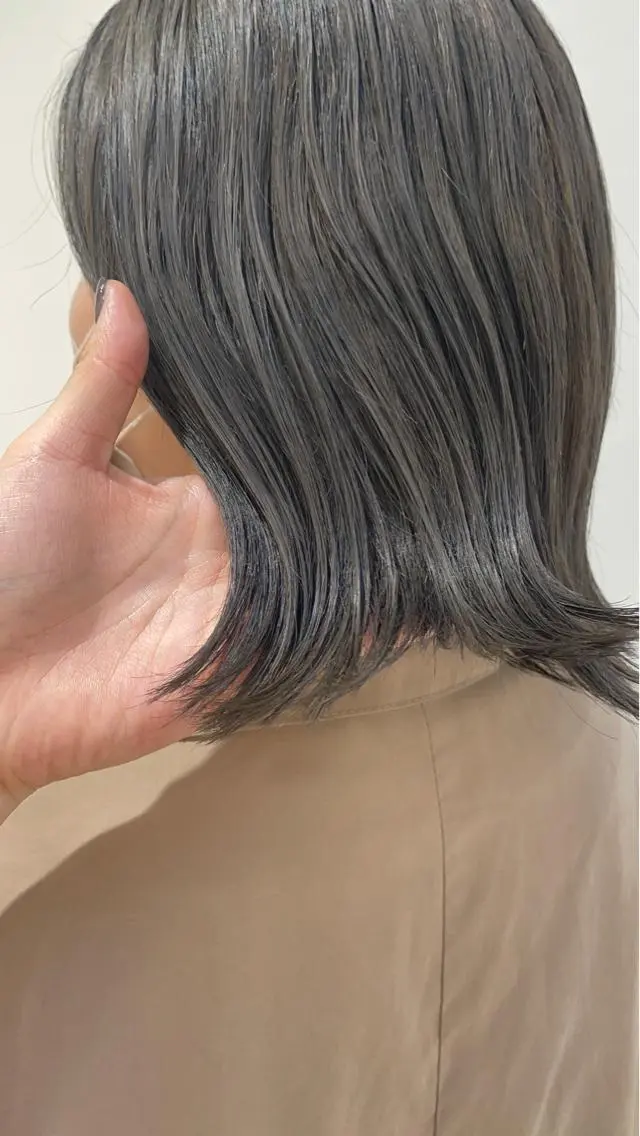 ミディアム ヘアカラー レイヤー/ハイトーン 🫧‪Erikaのヘアスタイル