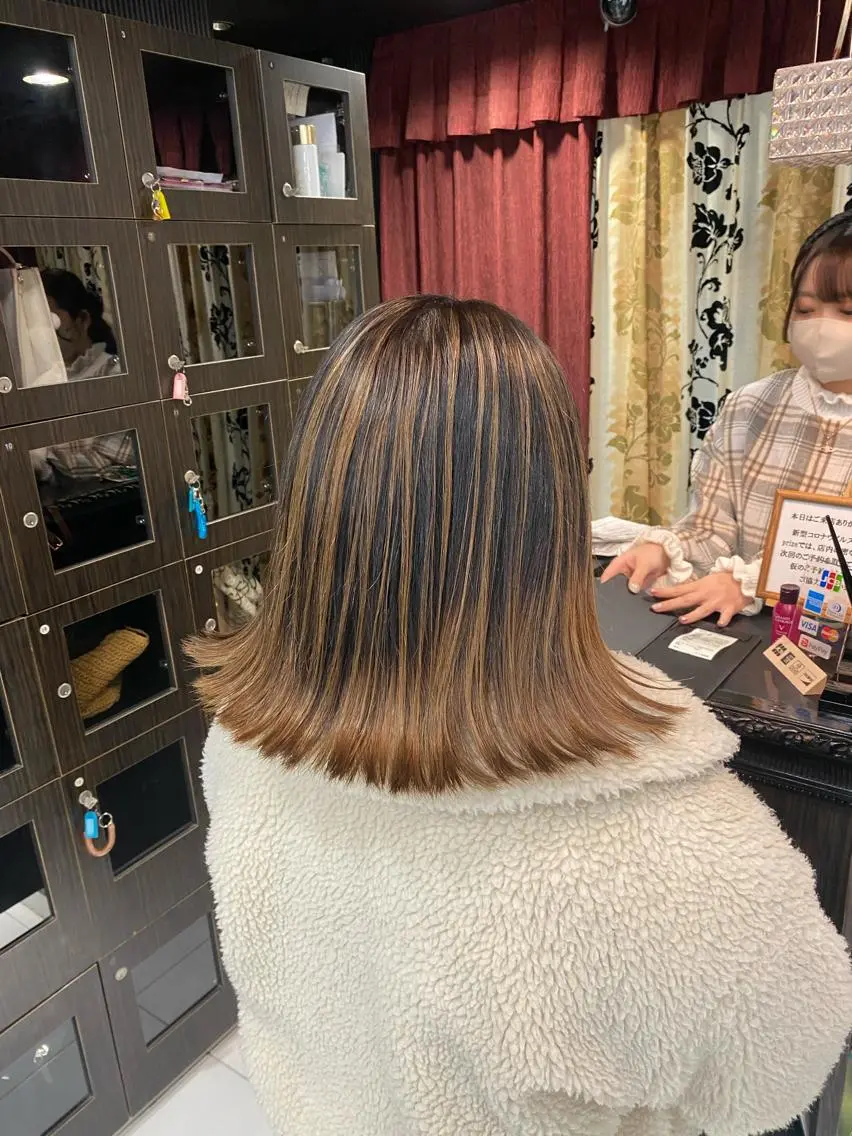 セミロング カラー バレイヤージュ ベージュカラー レイヤーカット ヘアカラー トリートメント グレージュ達人/赤み 消し/ブリーチ/岩崎のヘアスタイル