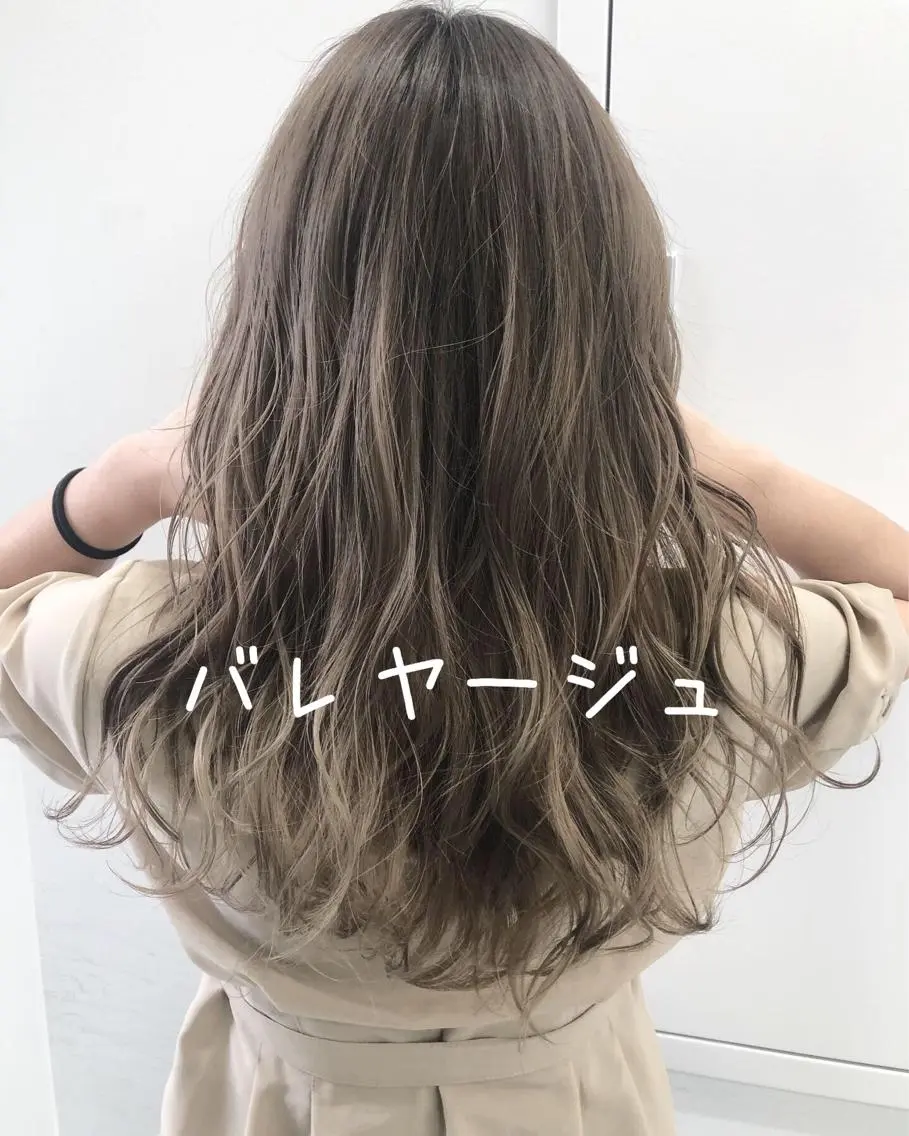 セミロング カラー ヘアアレンジ アッシュ バレイヤージュ ベージュカラー ブラウンカラー オレンジ 【公式】amble luxe池袋東口🩷のヘアスタイル