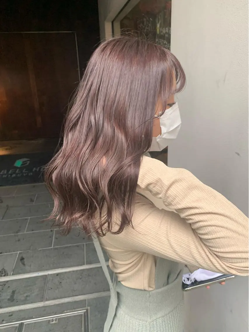 セミロング カラー グレージュ ラベンダーカラー ラベンダーグレージュ ラベンダーグレー ヘアカラー トリートメント 矢野 晃平のヘアスタイル