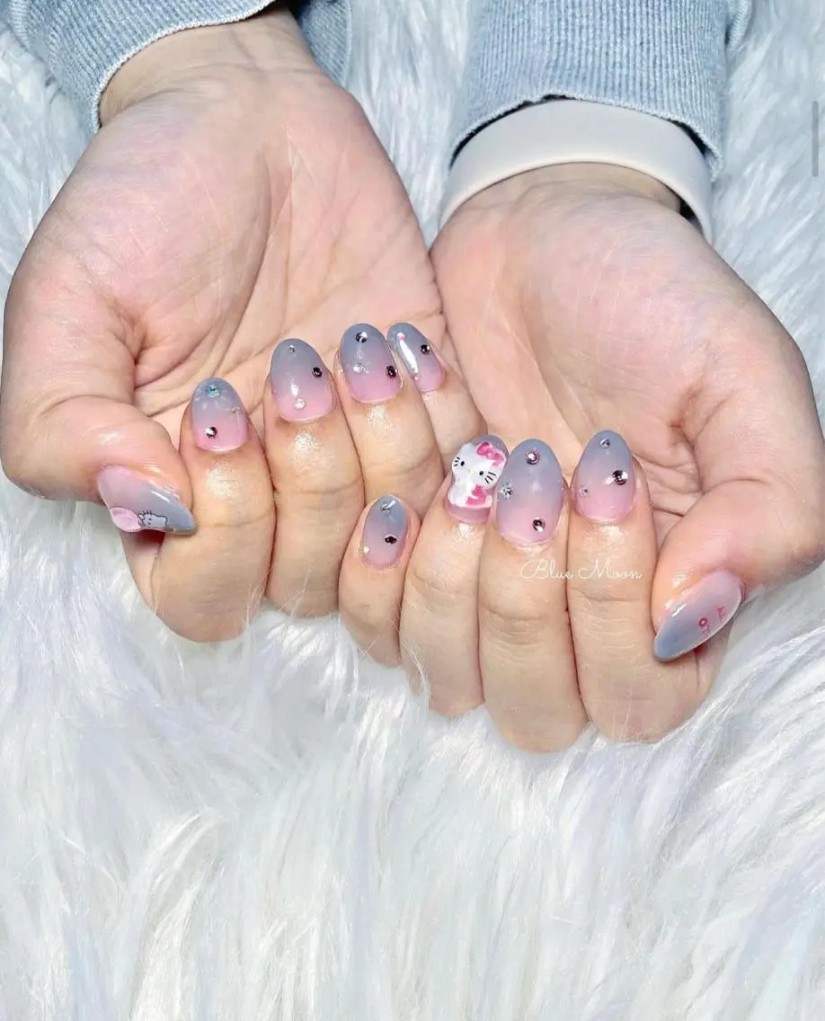 ネイル ハート 持ち込み ストーンネイル ハンドネイル ハンドケア nail salon Blue Moonのネイルデザイン