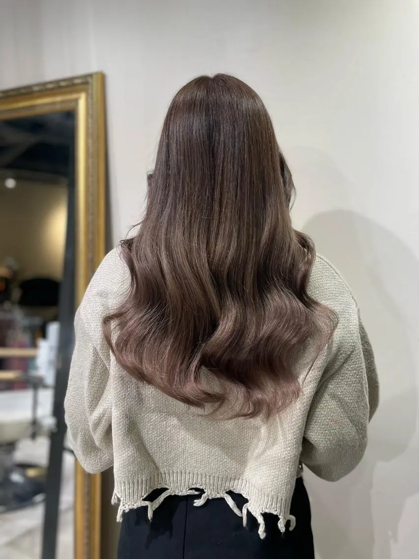 ロング カラー グレージュ ヘアカラー トリートメント ヘッドスパ 🦋美髪/エクステ 🦋アベイクミのヘアスタイル