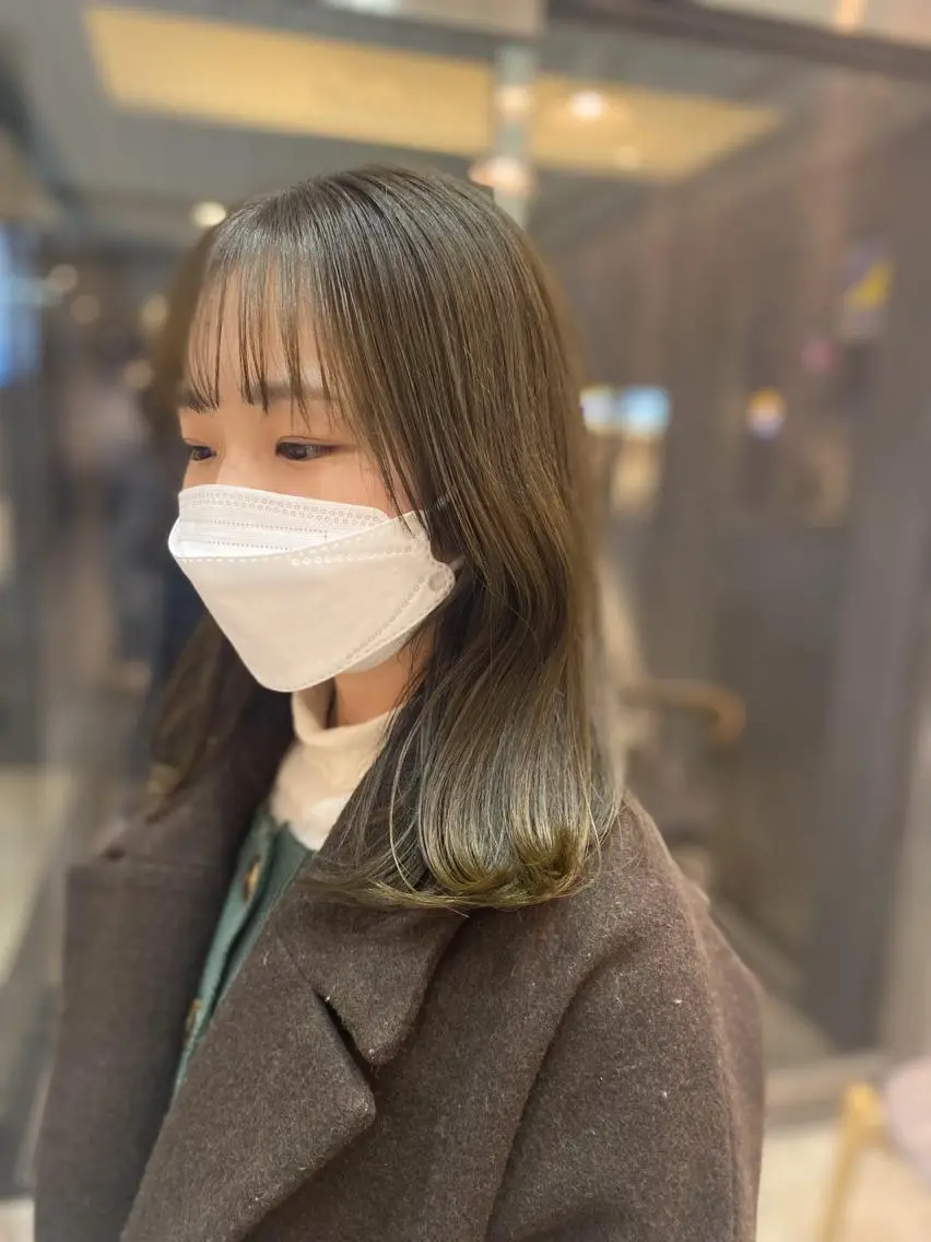 ミディアム カラー グレージュ イルミナカラー オリーブカラー オリーブグレージュ オリーブグレー カット ヘアカラー トリートメント ヘッドスパ 木原良 (キハラ リョウ)のヘアスタイル