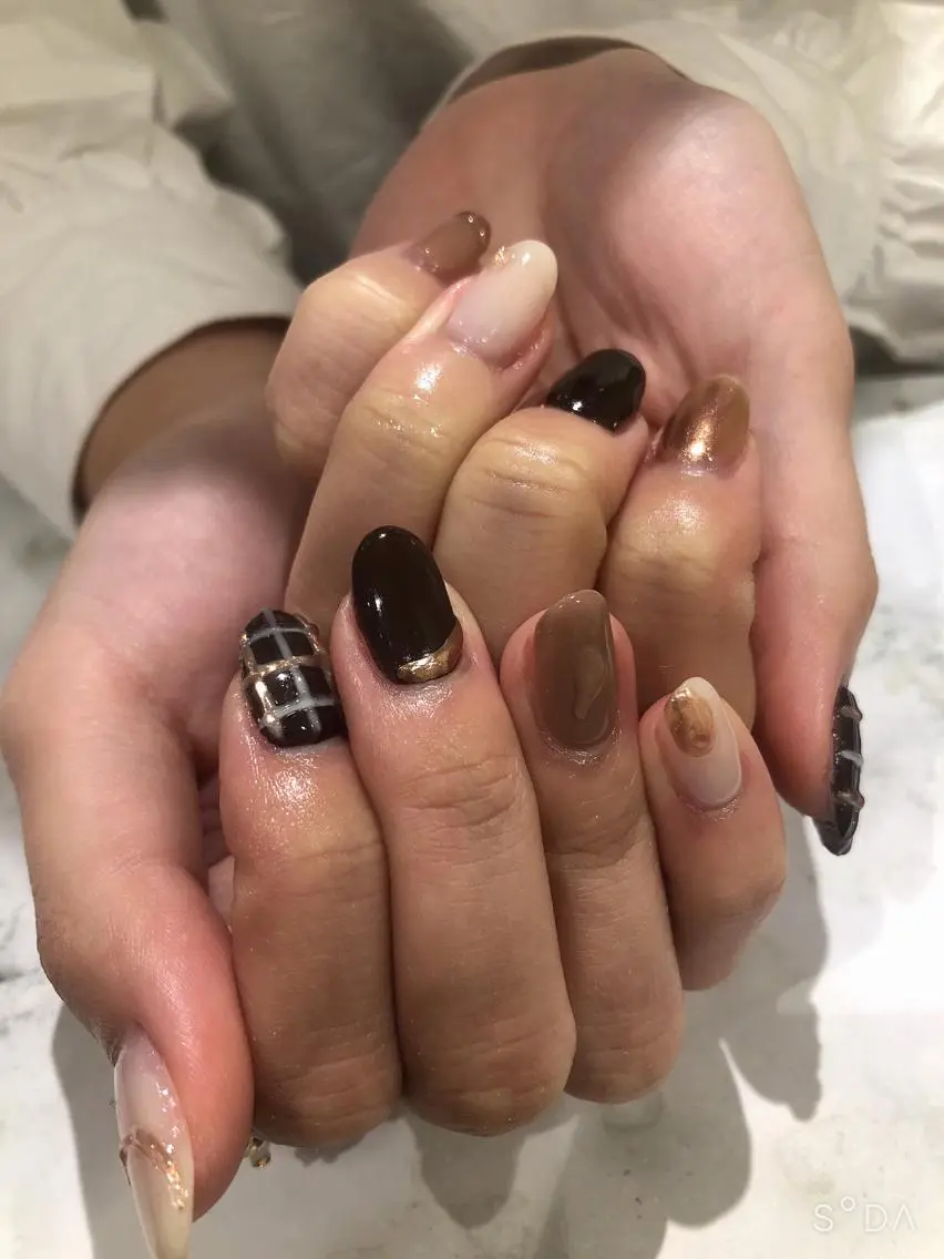 ネイル ハンドネイル 吉野✨ ネイルデザイナー✨のネイルデザイン