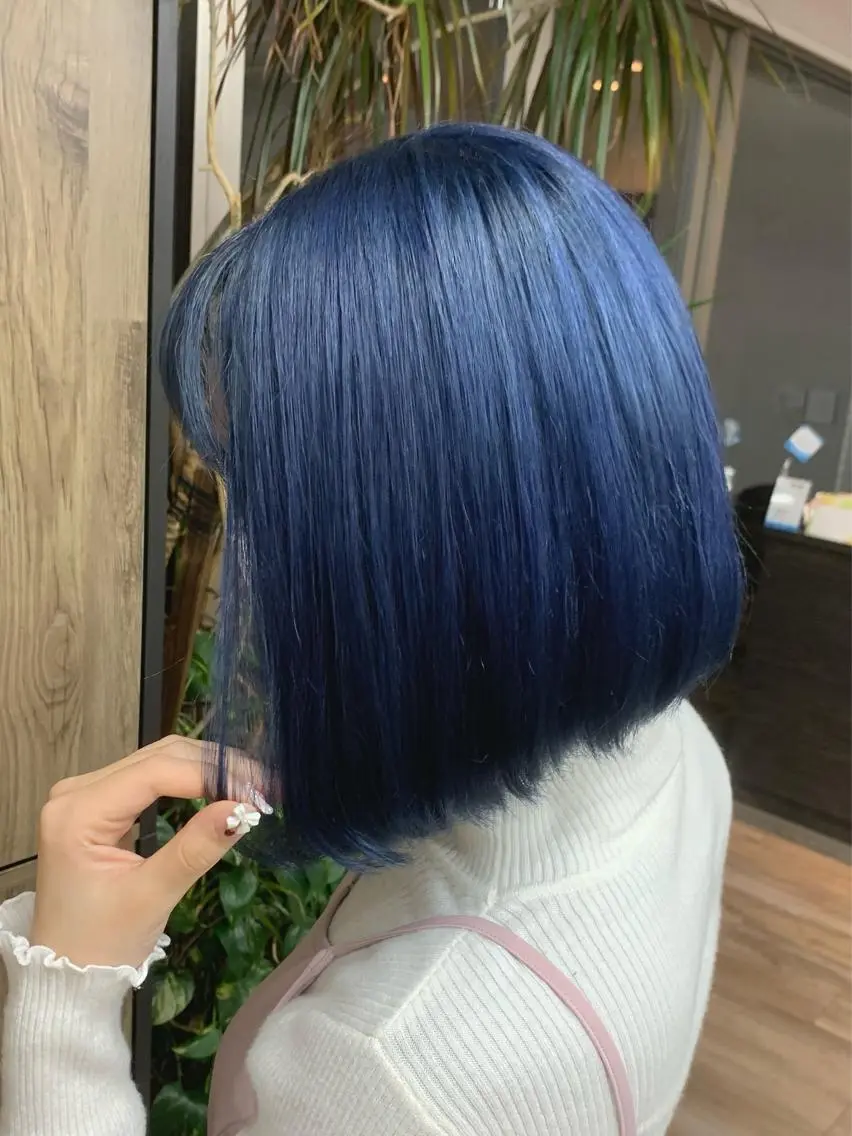 ショート カラー バレイヤージュ ブリーチ ケアブリーチ ダブルカラー イヤリングカラー カット ヘアカラー 🌷かわばた めい🌷のヘアスタイル