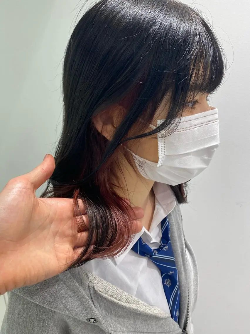 セミロング カラー パーマ ヘアアレンジ ネイル マツエク・マツパ 韓国風ベージュ🤎 赤みなし🌿横浜🤎のヘアスタイル