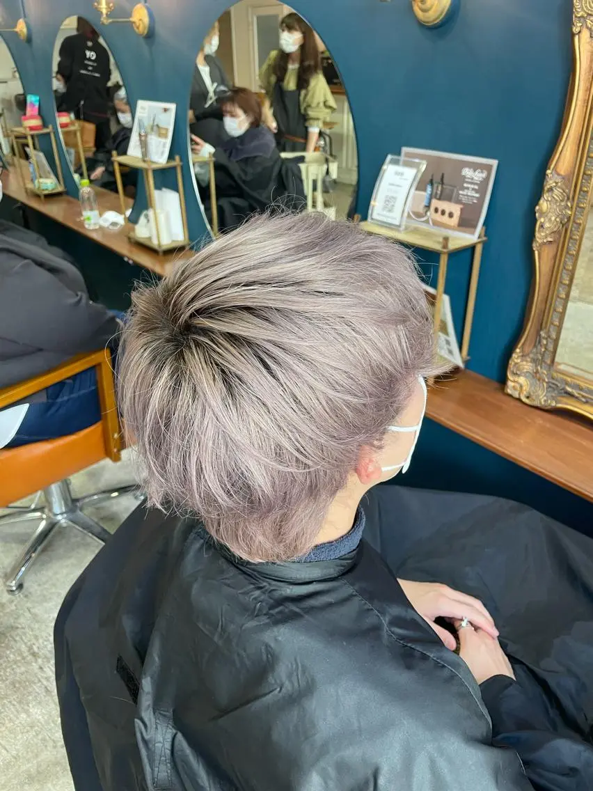 ショート カラー ヘアアレンジ ベージュカラー ホワイトベージュ ☂️カトウ ケイゴ☂️のヘアスタイル