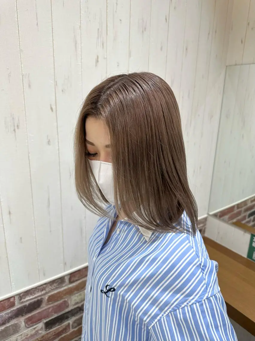 ミディアム カラー ミディアムパーマ ブリーチ ケアブリーチ ダブルカラー イヤリングカラー ヘアカラー 中嶋 紘夢のヘアスタイル