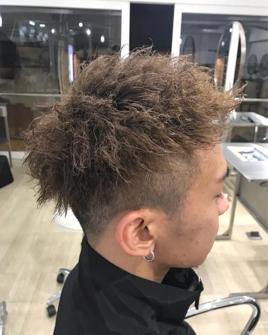パーマ メンズ レイヤーカット 西村あきやのヘアスタイル