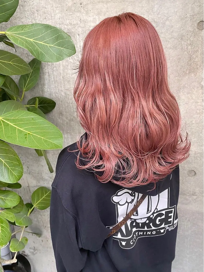 セミロング カラー ベージュカラー ピンクカラー ピンクベージュ 似合わせカラー🫶 小川千波のヘアスタイル