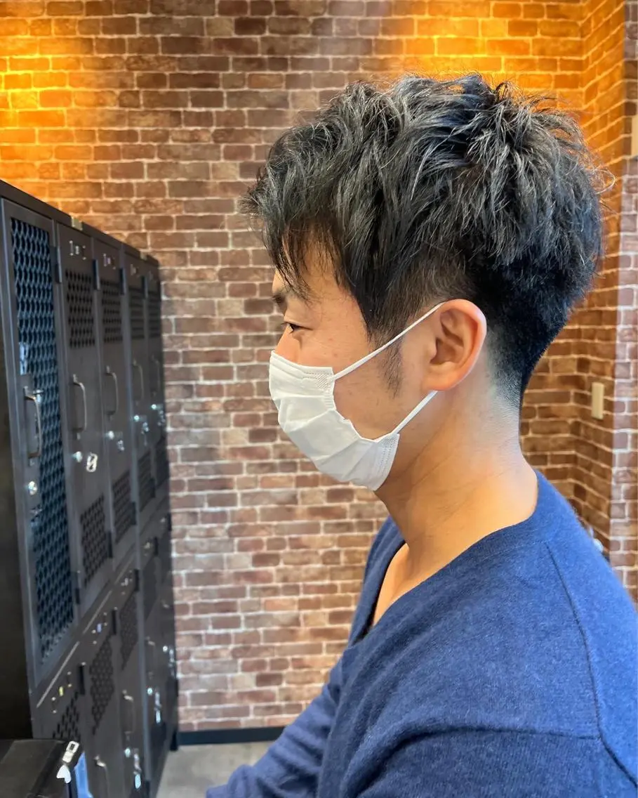 ミディアム カラー パーマ ヘアアレンジ メンズ キッズ ネイル マツエク・マツパ アイブロウ メンズブリーチ メンズハイライト メンズインナーカラー メンズ韓国風 ブリーチ 久木原 ゆりのヘアスタイル