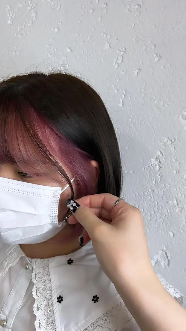 ショート カラー イヤリングカラー ヘアカラー トリートメント ヘアセット 𝐠𝐢𝐫𝐥𝐲 𝐦𝐨𝐝𝐞🖤のヘアスタイル