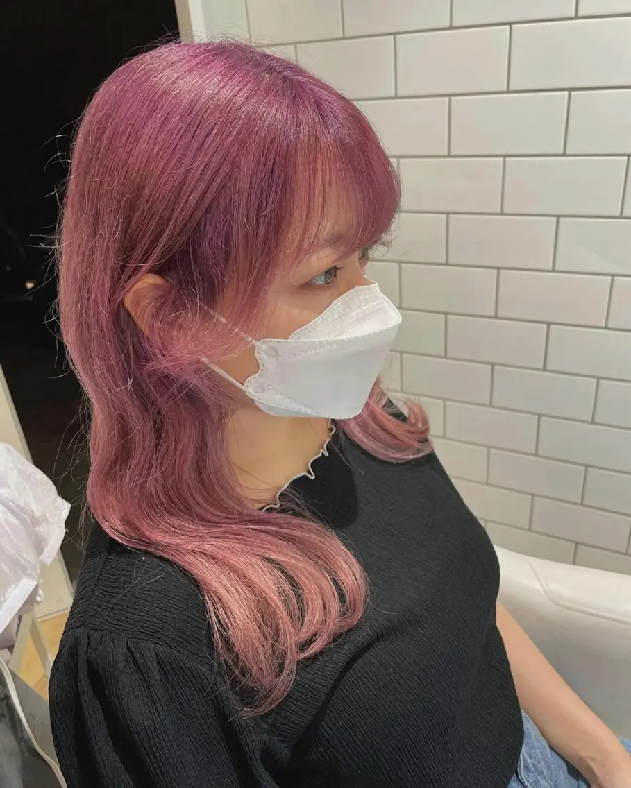 ミディアム カラー パーマ ヘアアレンジ メンズ キッズ ネイル マツエク・マツパ メンズブリーチ メンズハイトーン ブリーチ ハイトーンカラー ラベンダーカラー 🫧垢抜けヘア🫧 SHIORIのヘアスタイル