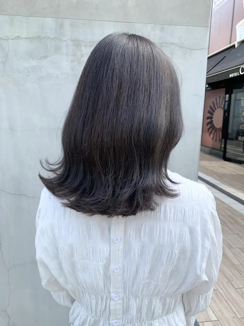 ミディアム カラー ヘアアレンジ ヘアカラー トリートメント yuka .のヘアスタイル