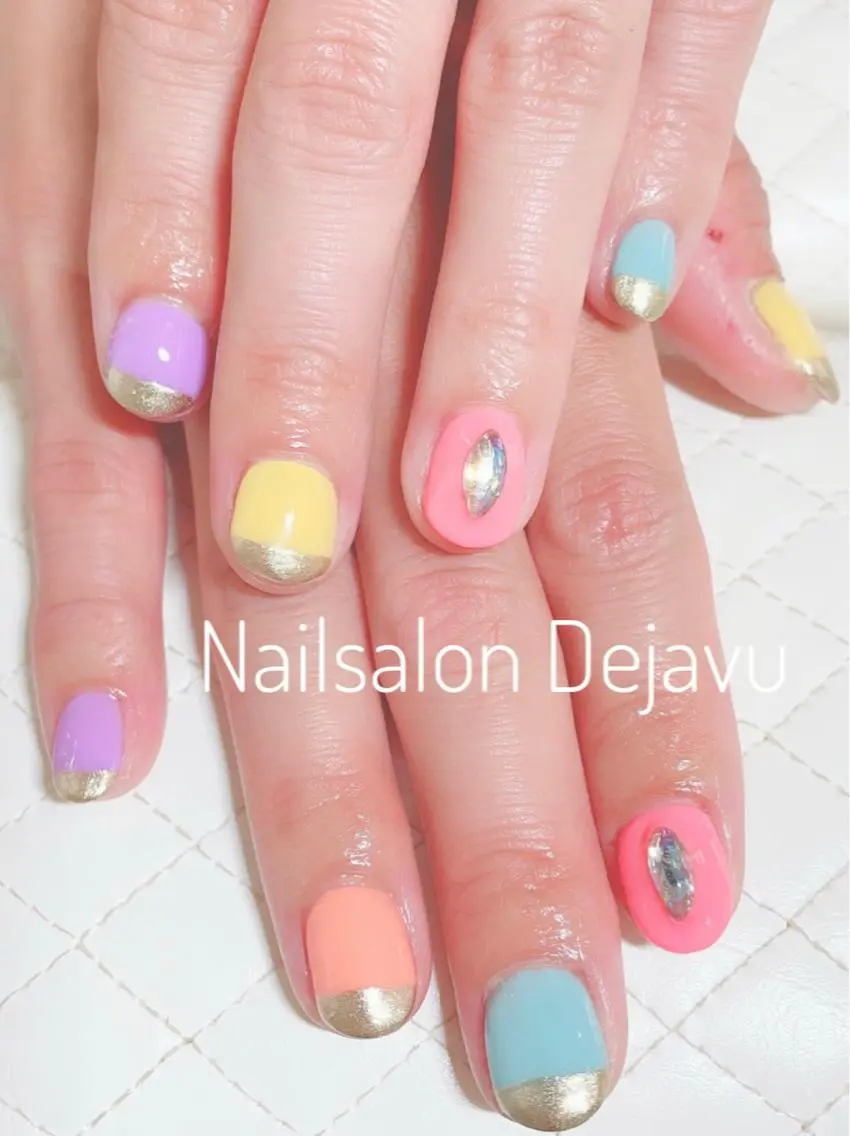 ネイル アートネイル フレンチネイル ミラーネイル 持ち込み ワンカラーネイル Nail salon Dejavu 🌿のネイルデザイン