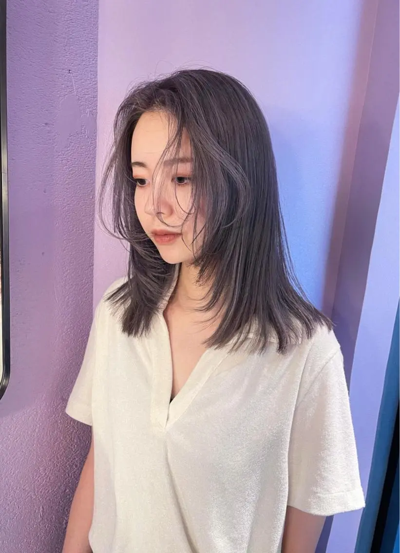 ミディアム カラー ヘアアレンジ レイヤーカット ヘアカラー トリートメント 🎀透明感カラー 韓国ヘア🎀mahoのヘアスタイル