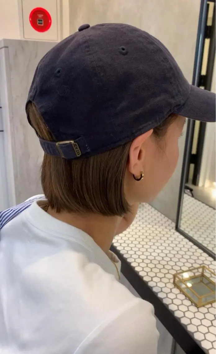 ショート カラー メンズ メンズハイトーン ベージュカラー ハイトーンカラー ミルクティーベージュ ボブ ヘアカラー 落合希 Olivebeigeのヘアスタイル