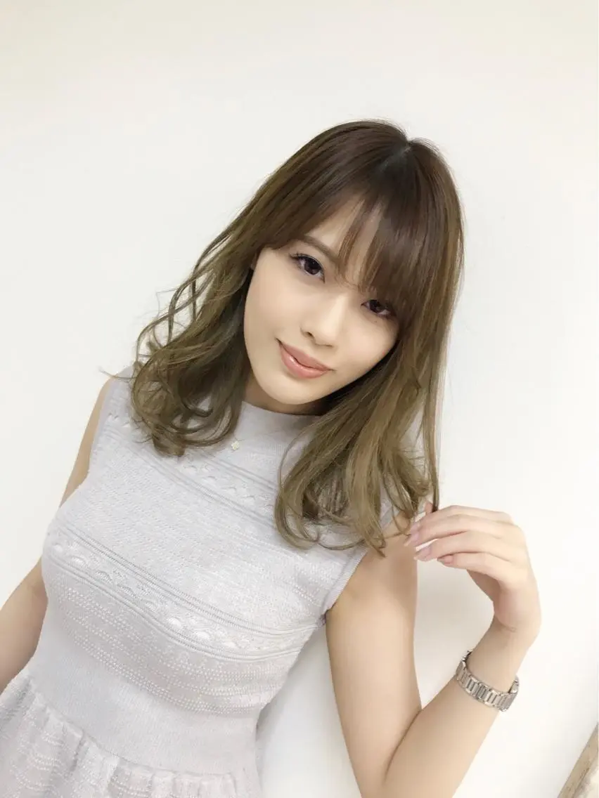 セミロング カラー パーマ ヘアアレンジ ネイル マツエク・マツパ 吉川 宙翔のヘアスタイル