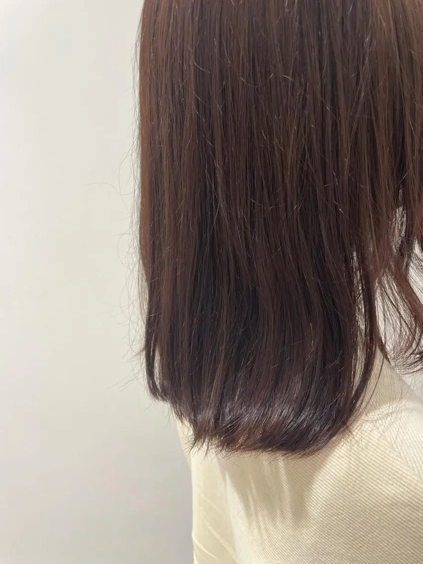 ミディアム カラー momoka ［pejite]のヘアスタイル