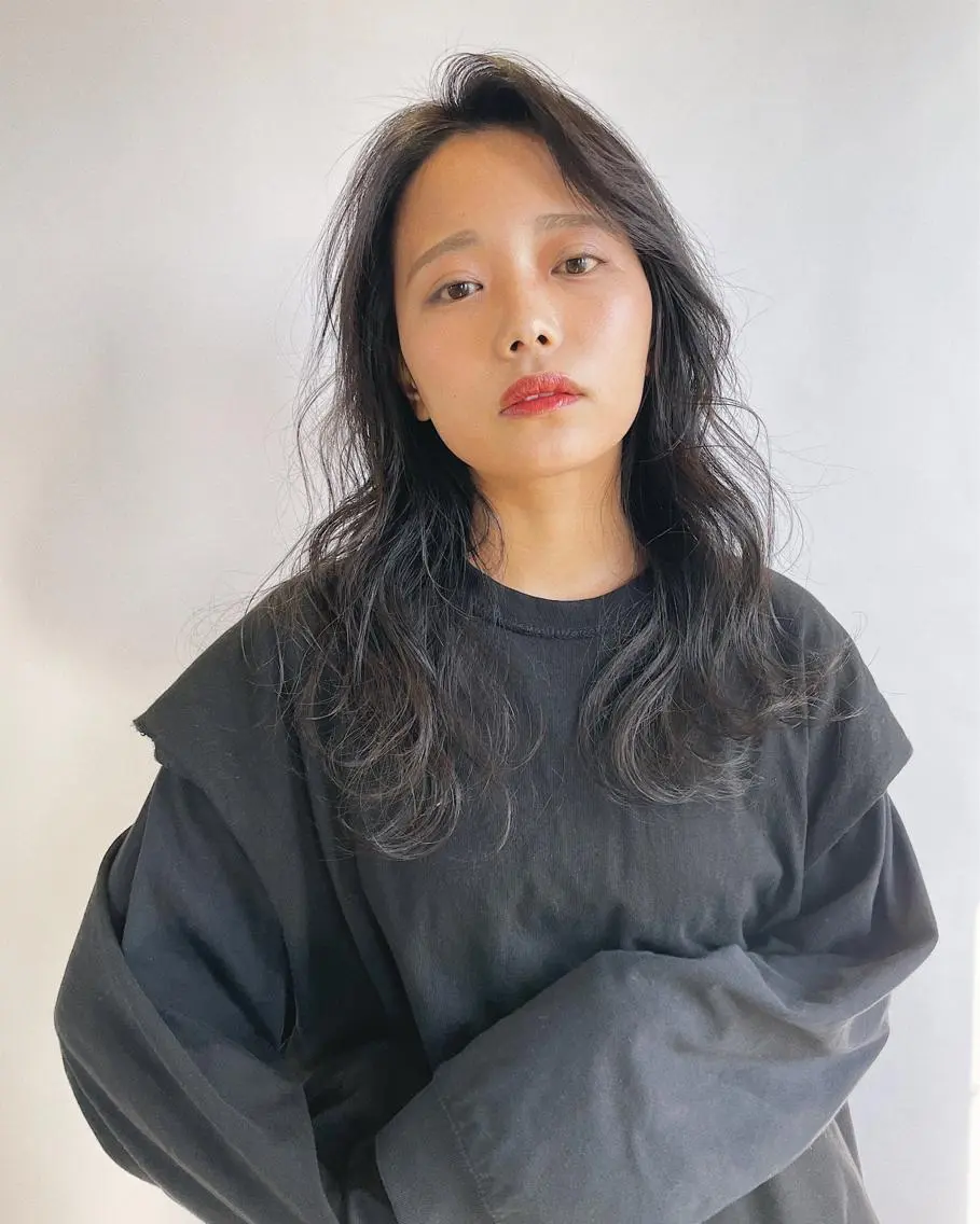 セミロング 似合わせカット✂️ 稲垣亮平のヘアスタイル