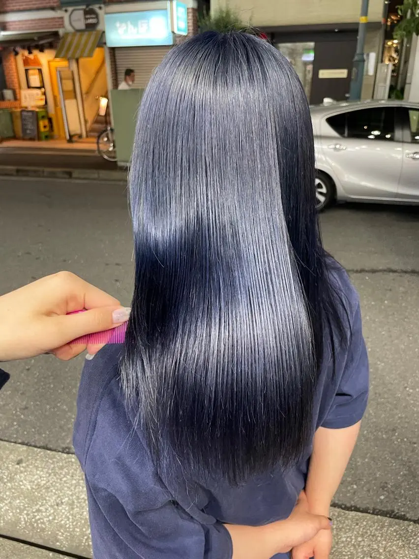 ロング カラー 個性派ネイル 🌼 ハルカ ♡の眉毛・アイブロウイメージ