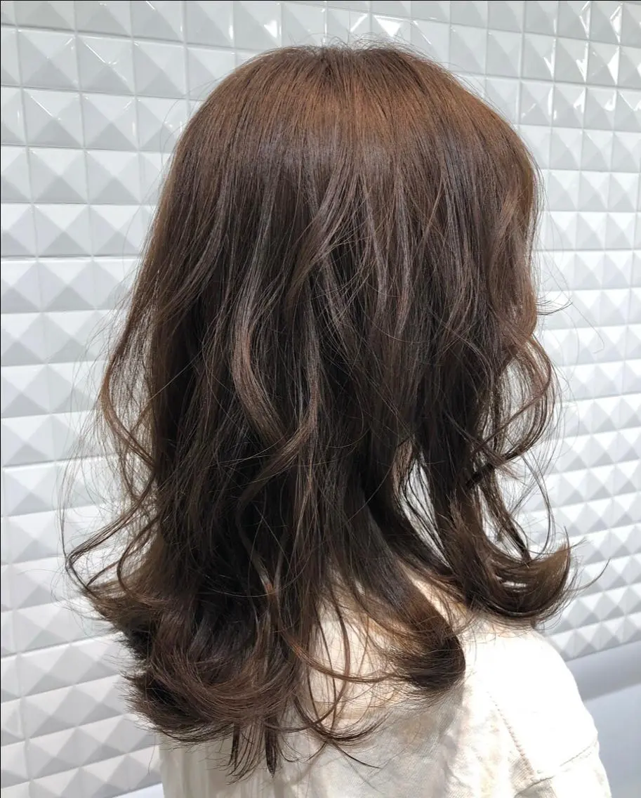 ロング カラー 磯山 直貴のヘアスタイル