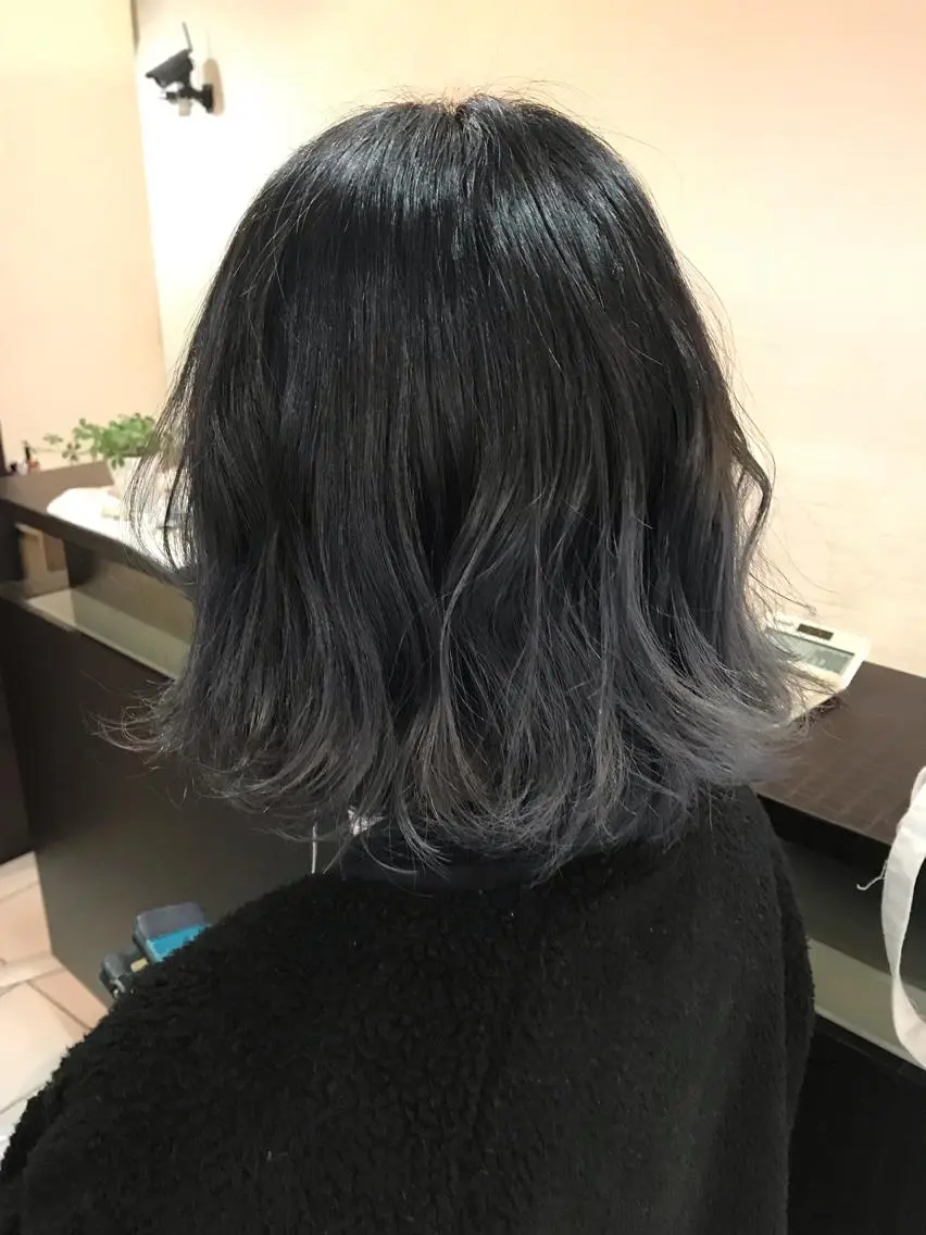 セミロング カラー パーマ ヘアアレンジ メンズ キッズ ネイル マツエク・マツパ 黒髪 グラデーションカラー グラデーション 神山 昌子のヘアスタイル