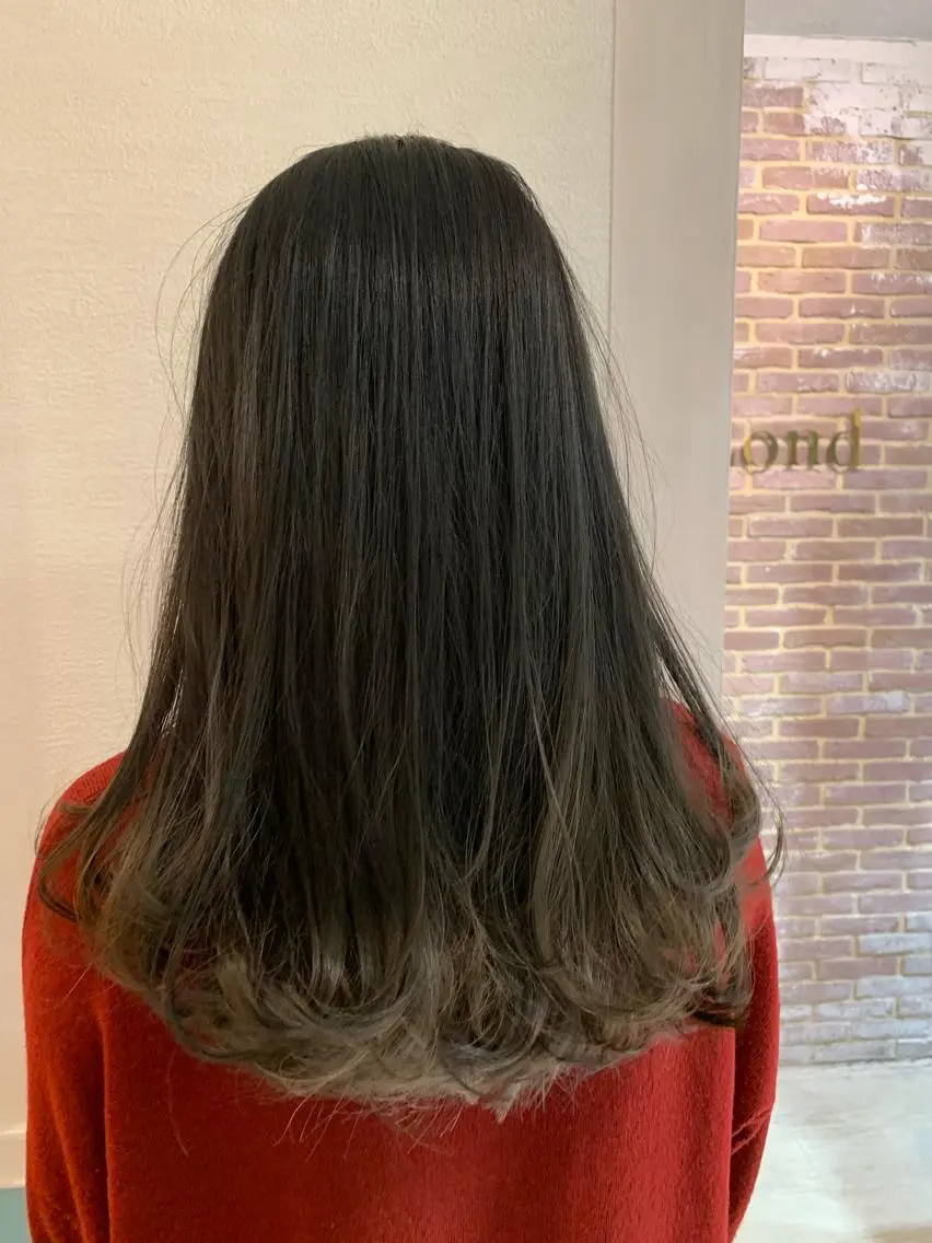 ロング カラー パーマ ヘアアレンジ ネイル マツエク・マツパ ヘアカラー トリートメント レイヤー＆カラー 人気美容師倉崎涼のヘアスタイル