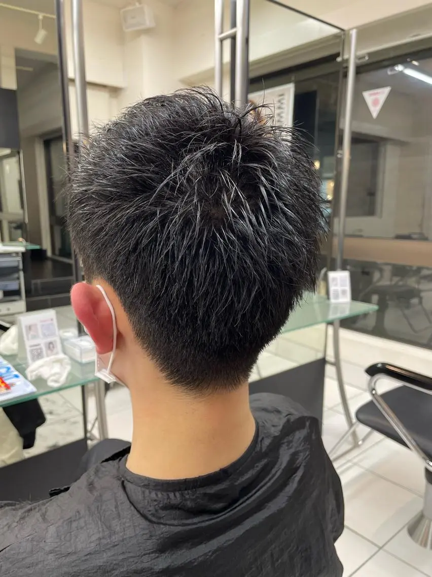 メンズ 刈り上げ 大山 真衣のヘアスタイル