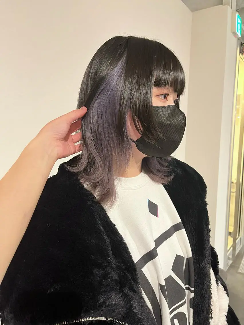 ミディアム カラー ブリーチ ダブルカラー インナーカラー ラベンダーカラー ウルフカット カット ヘアカラー ショート/パーマ/ カラー/FUKOのヘアスタイル