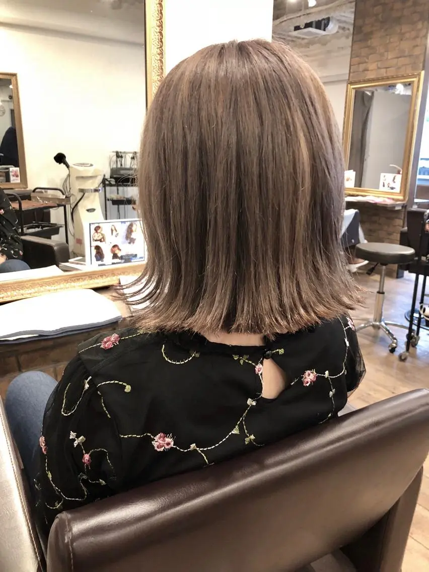 ショート カラー グレージュ 美髪・艶髪特化美容師 RYOJIのヘアスタイル