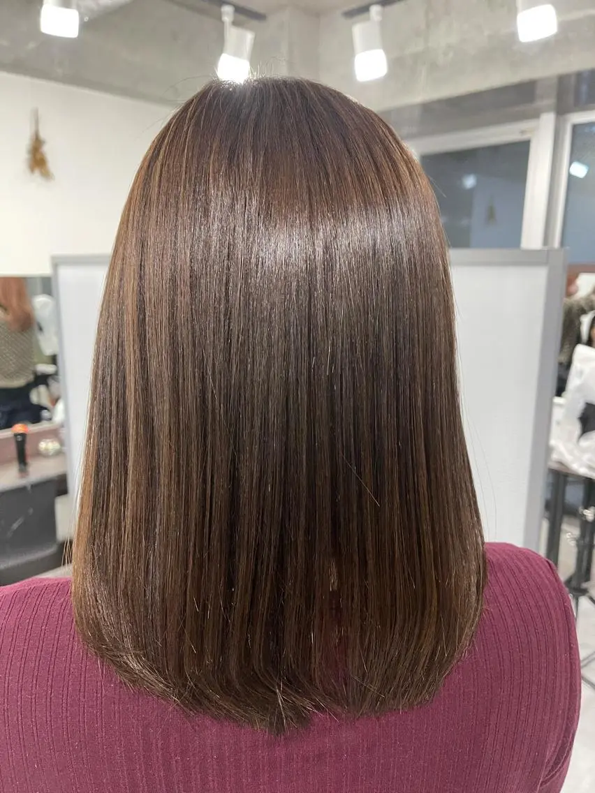セミロング バレイヤージュ特化/ アキラのヘアスタイル