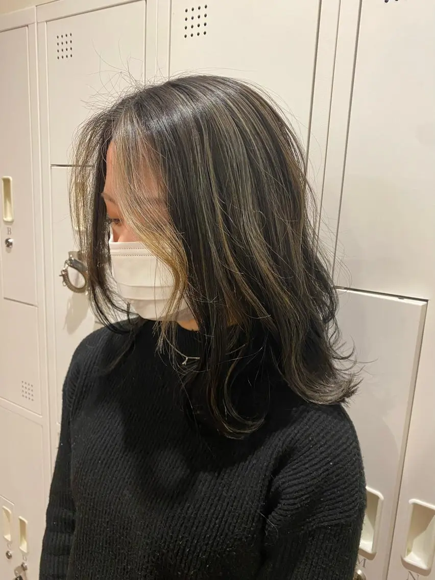 セミロング 💛ブリーチカラー /ブリーチ縮毛💛のヘアスタイル
