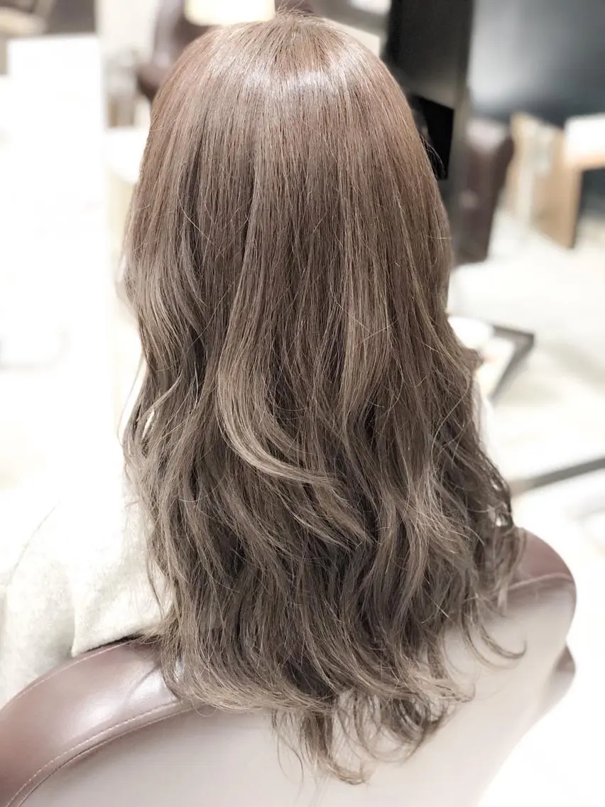 ロング カラー アッシュ ベージュカラー グラデーションカラー 髪質改善/ 艶髪カラー/益田直幸のヘアスタイル