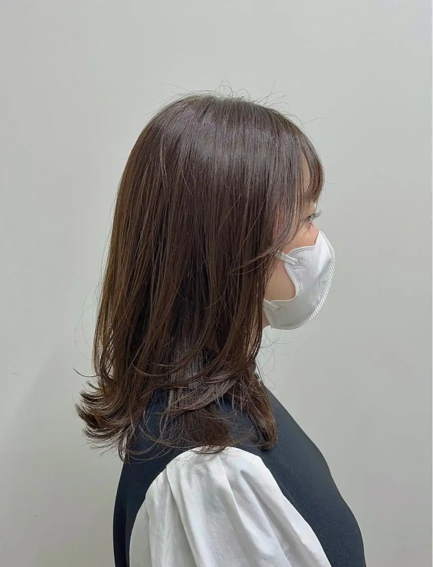 セミロング ヘアカラー トリートメント 山本 佳奈のヘアスタイル
