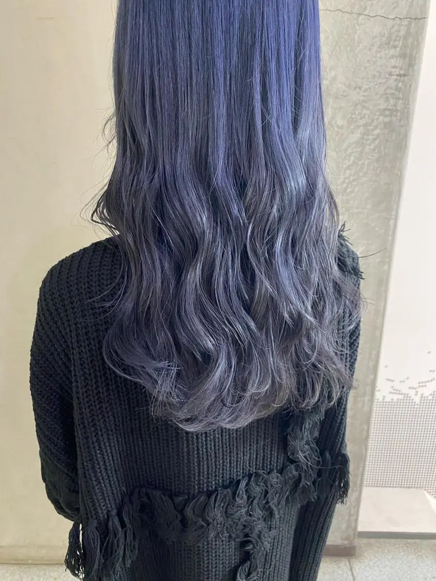 セミロング カラー パープルカラー 清村 和音のヘアスタイル