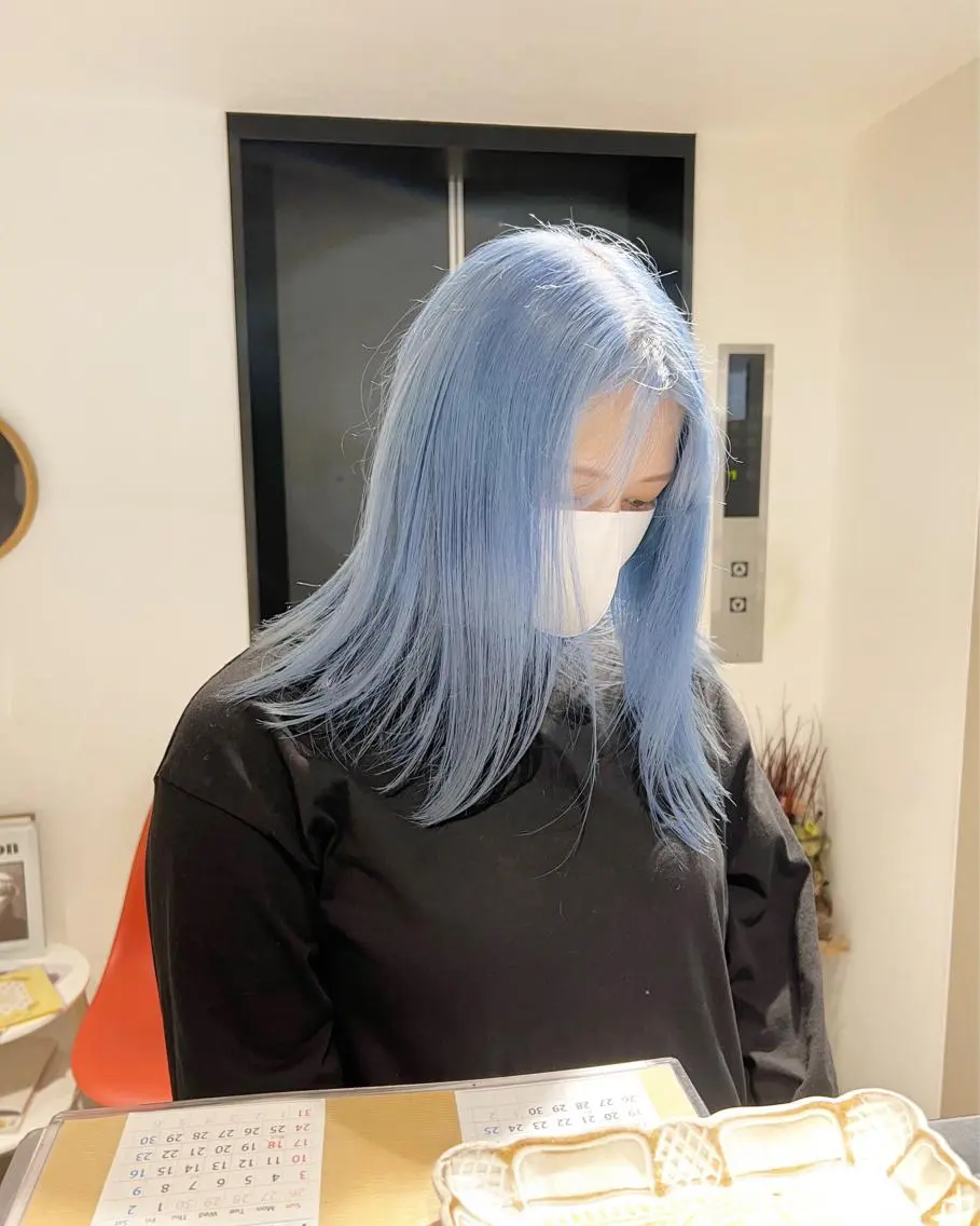 ミディアム デザイン🥇複雑履歴 ハイトーン特化のヘアスタイル